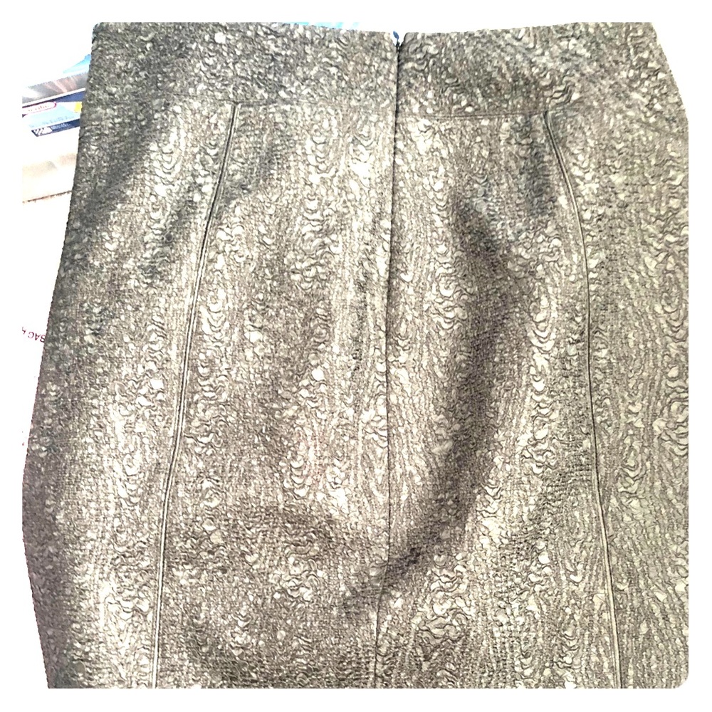 Tahari pencil skirt with zipper